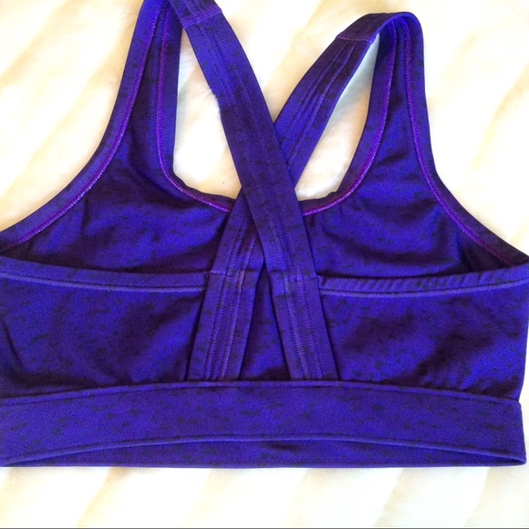 UNDER ARMOUR Running Bra - Picture 2 of 5